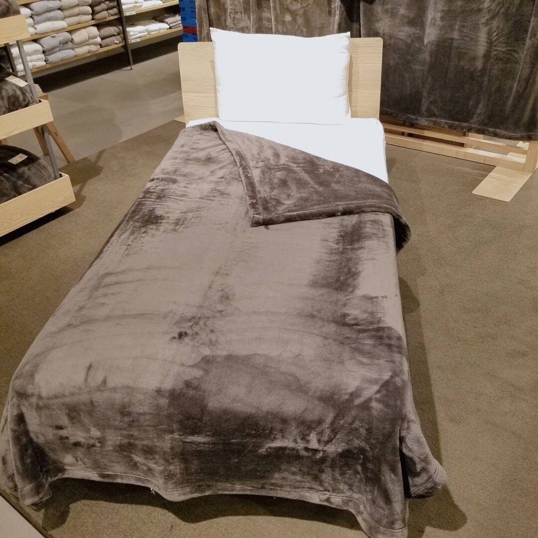 【東急プラザ戸塚】冬物毛布、入荷しました