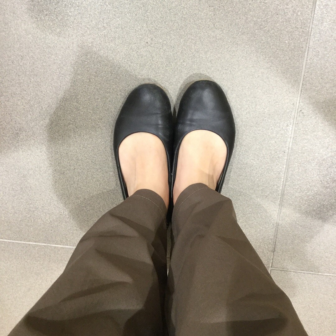 フットカバー履いてる様子