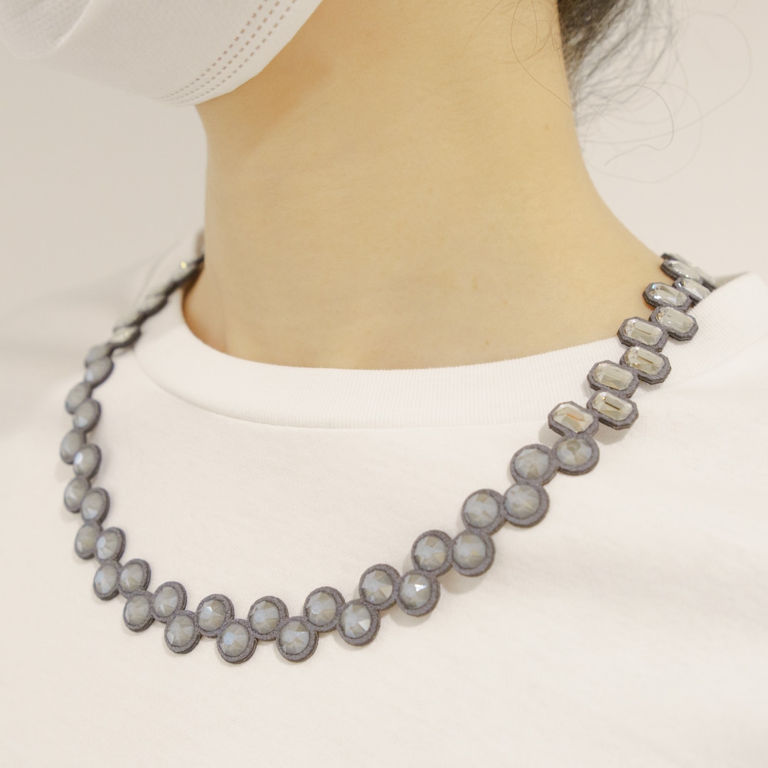 ダークグレー×シルバー