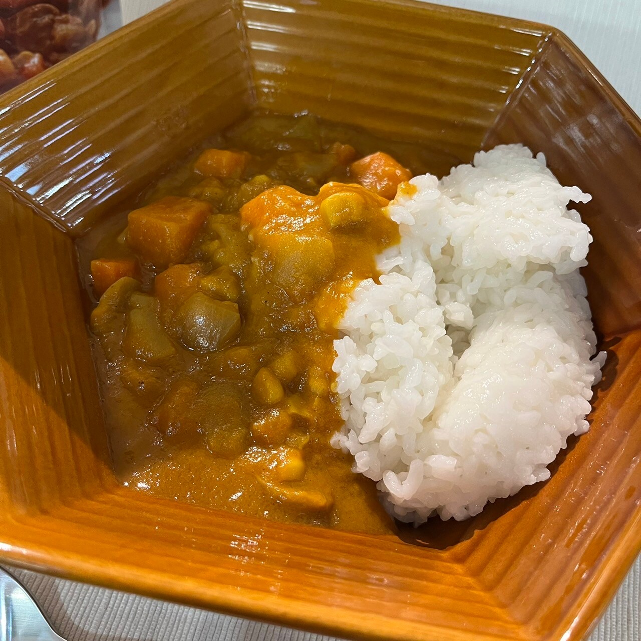 【岡山表町商店街】りんごと野菜のカレー