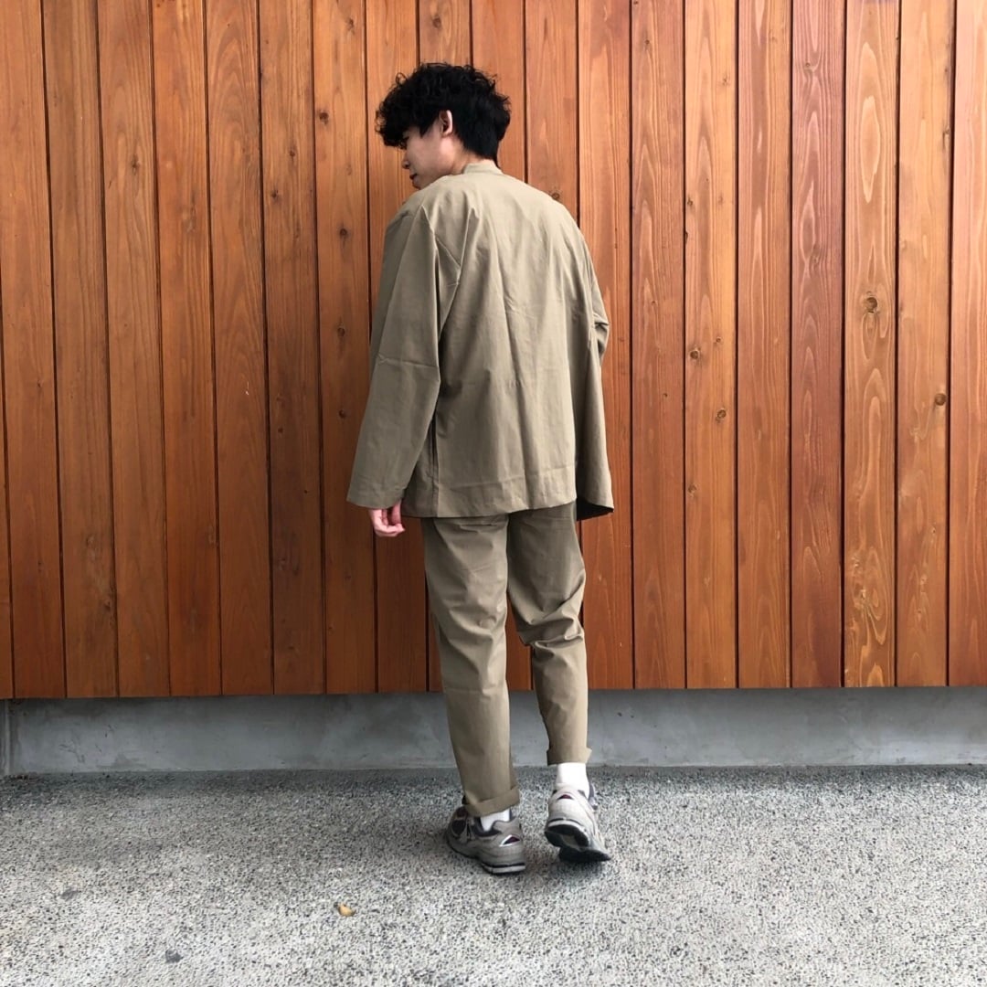 セットアップ後ろ姿