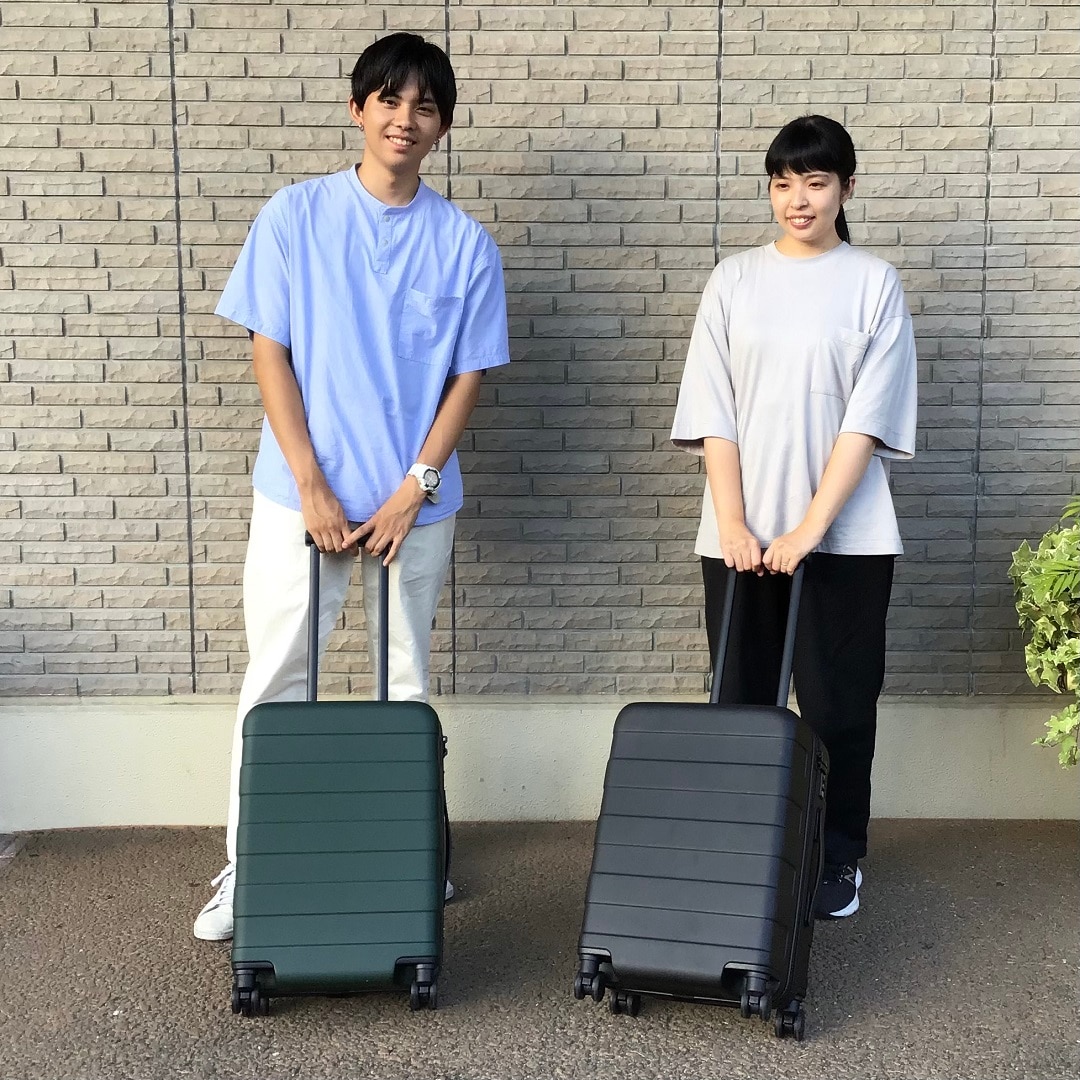 旅の相棒。キャリーケース。