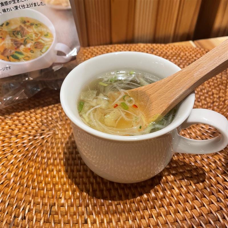 【岡山表町商店街】食べるスープ　牛肉と葱のテールスープ