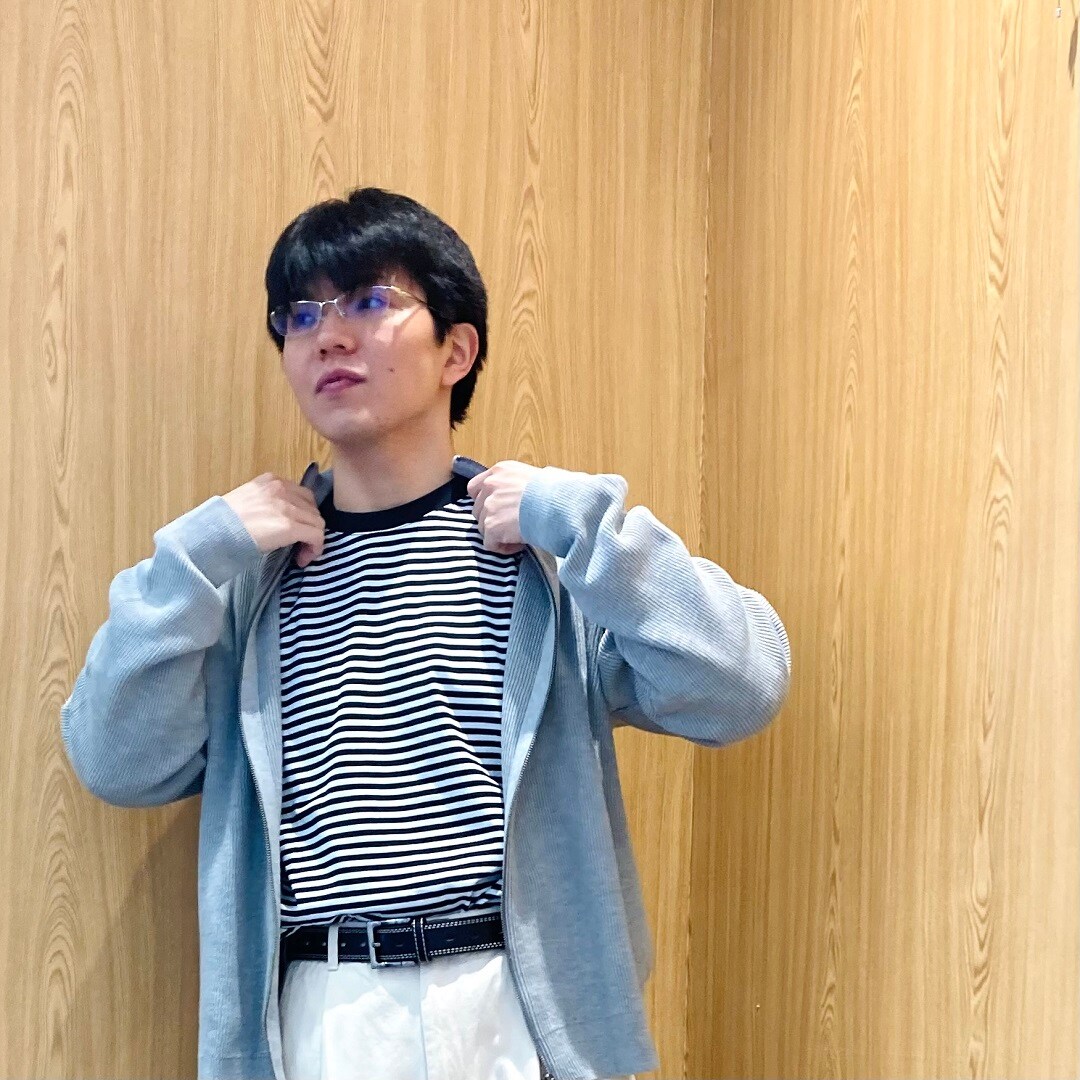 【イオンモール秋田】身長177㎝