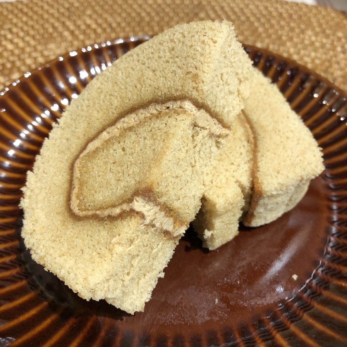 栗のロールケーキ