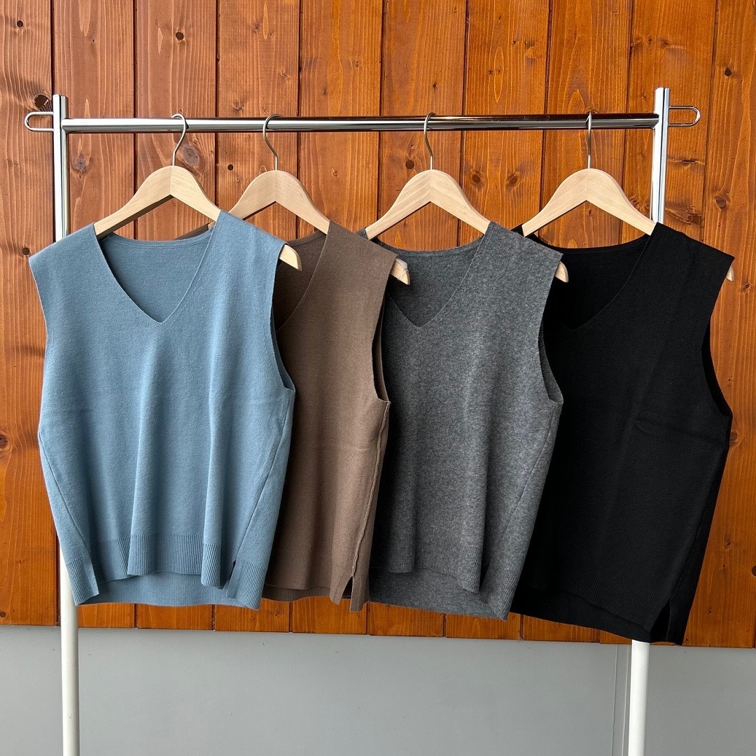 ハピオ木野】晩夏から春先まで使える、ミラノリブ編みベスト｜ 無印良品