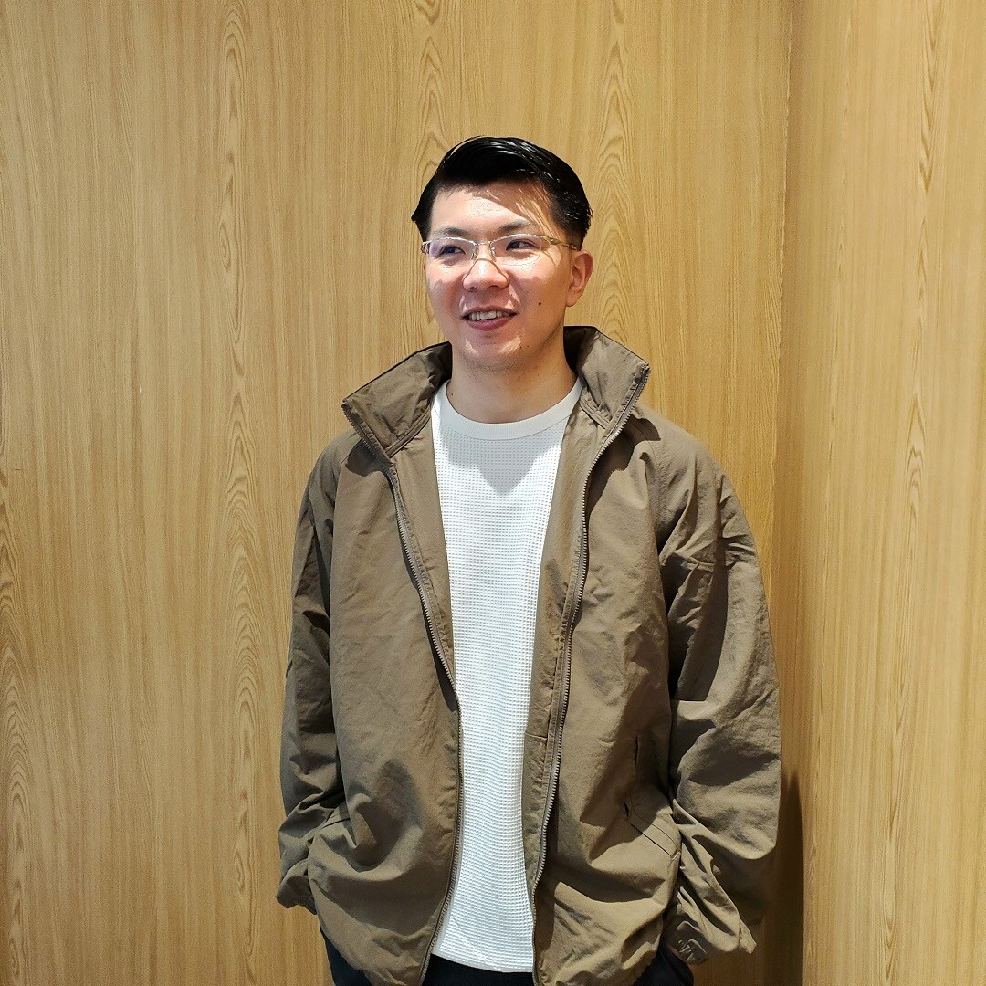 【イオンモール秋田】身長177㎝