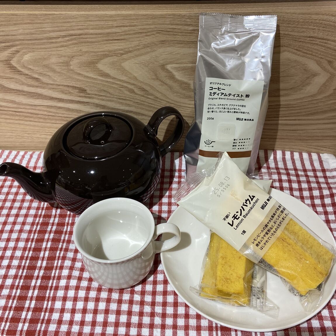 コーヒーミディアムテイストとレモンバウムの写真です。