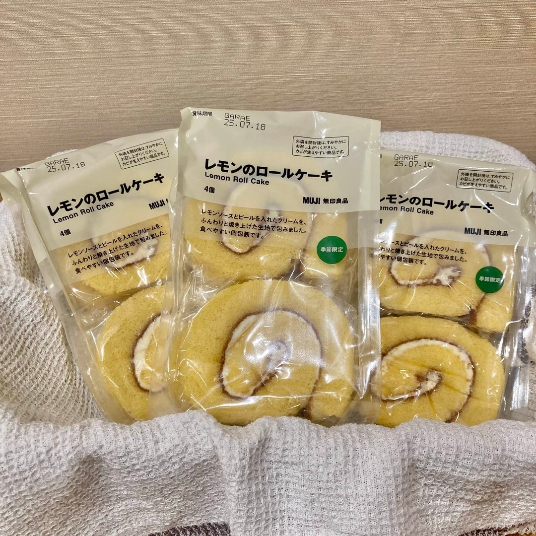レモンのロールケーキ
