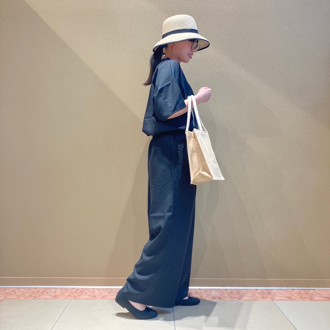 婦人スタッフスナップ