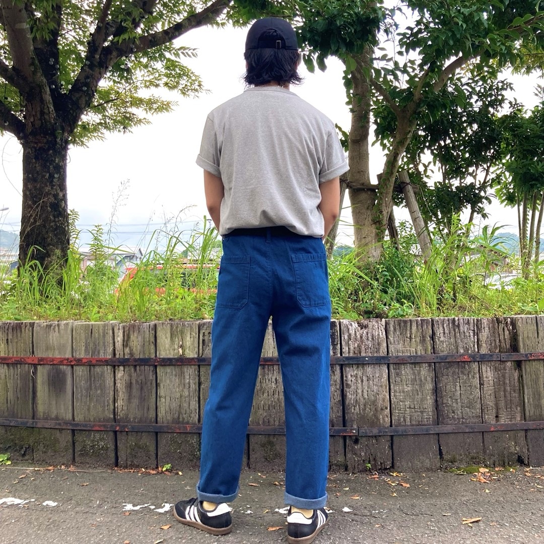 男性スタッフの写真です。