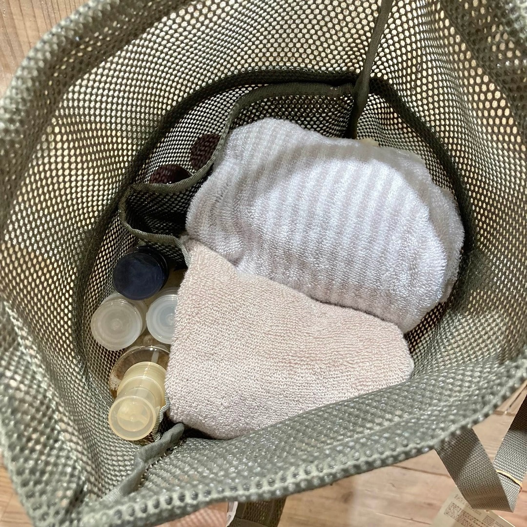 立体メッシュ持ち手付き巾着