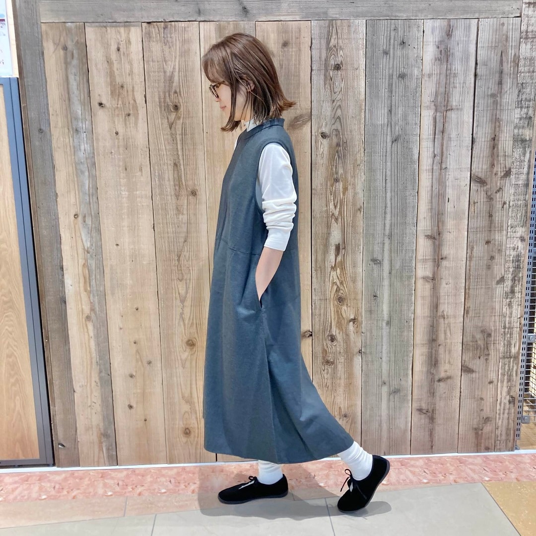 ハイネックセーター　ジャンパースカート