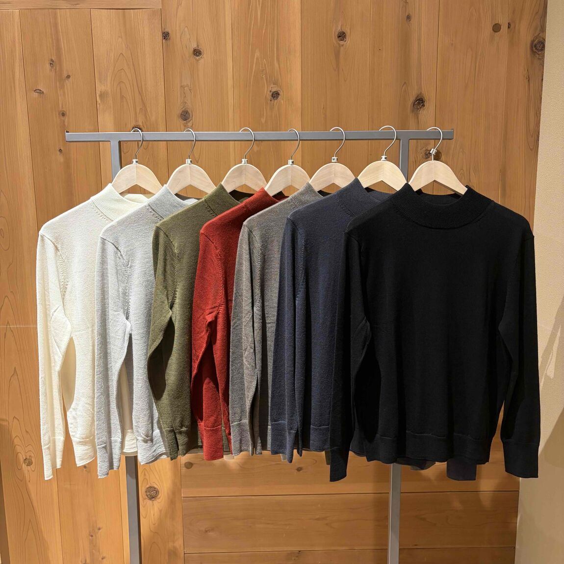 洗えるウールハイゲージハイネックセーター