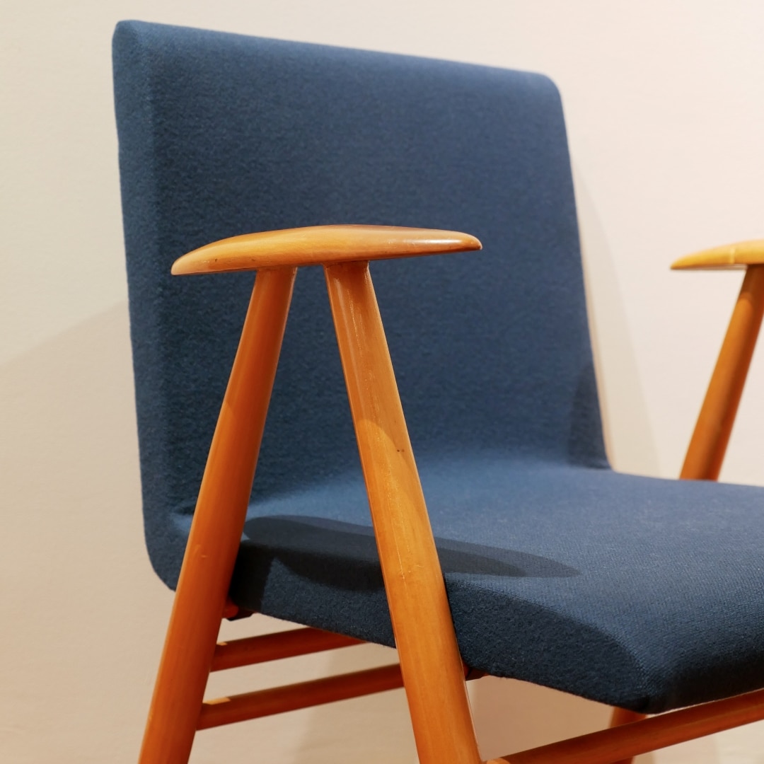 タピオヴァーラのイヴアームチェア