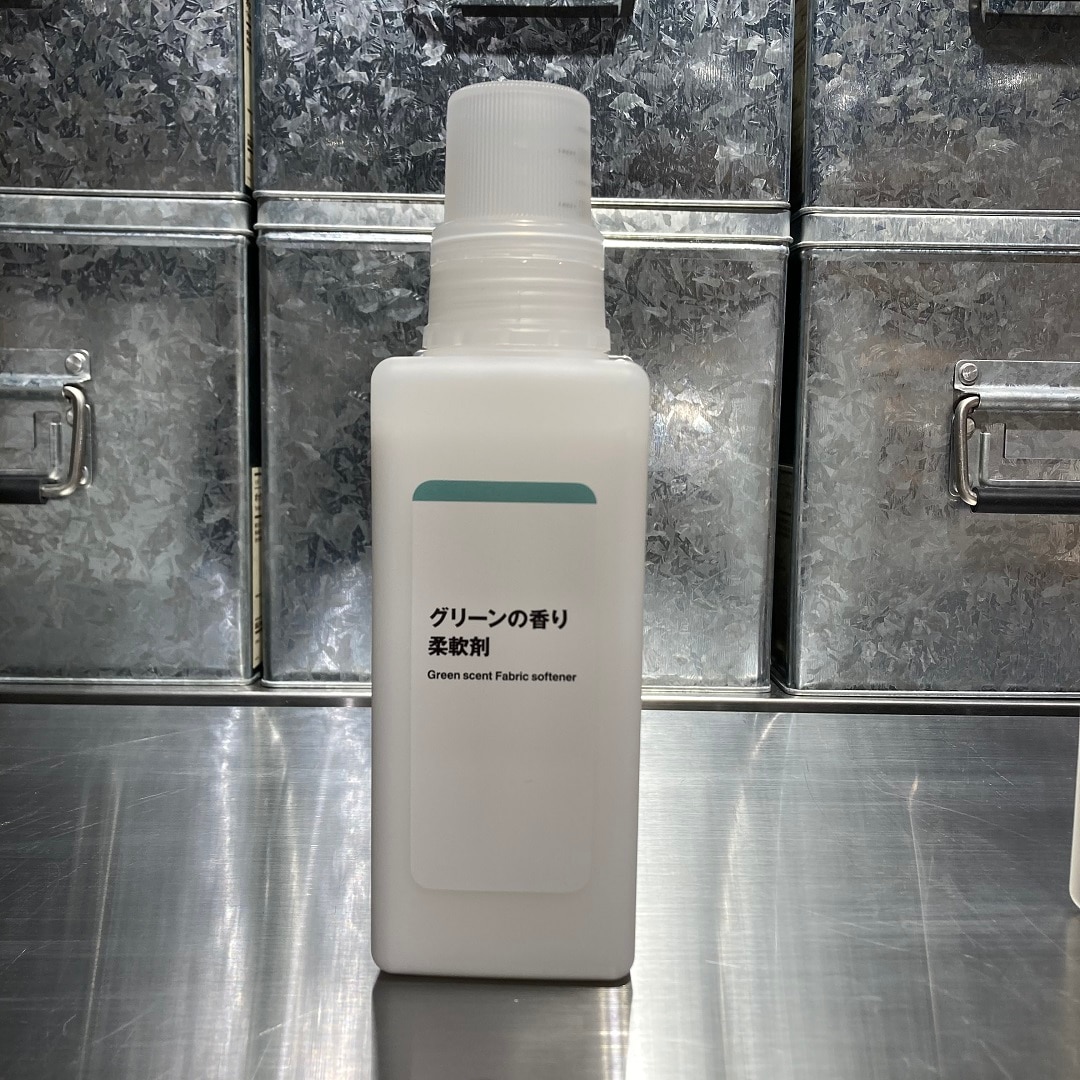 046832 251128  01.04jp