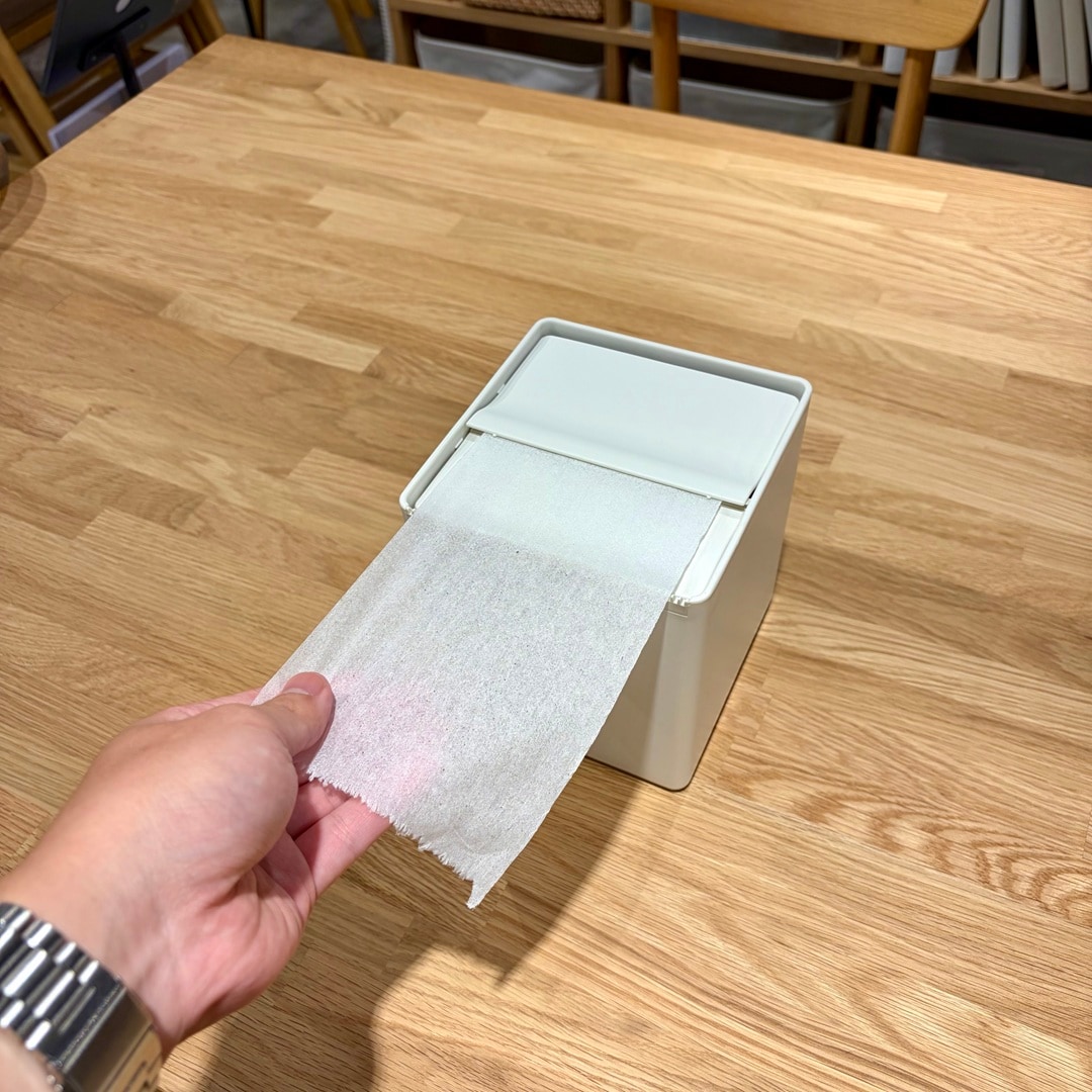 【天神ショッパーズ福岡】トイレットペーパーを卓上でおしゃれに。必要な分だけ使えるエコな卓上ホルダー_gcuNF7