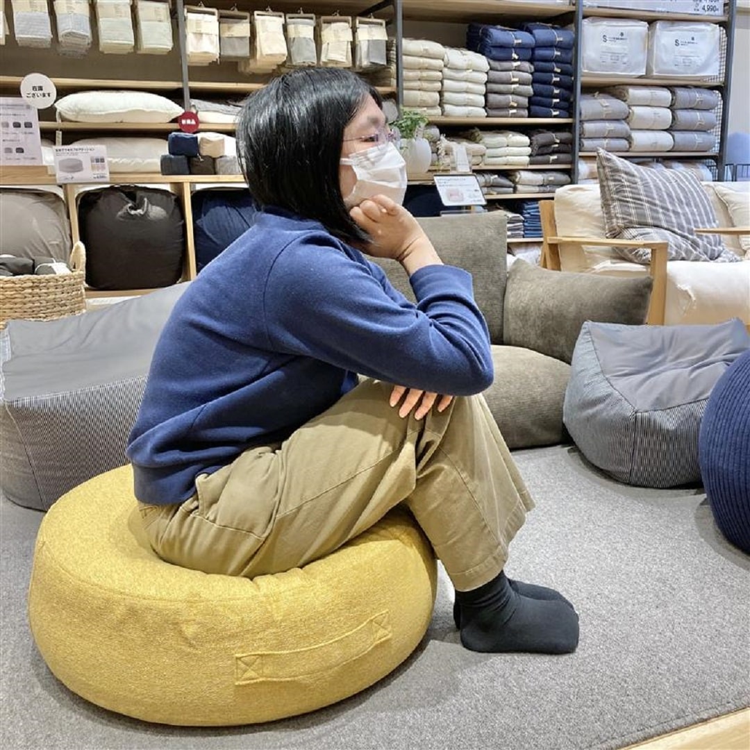 フロアクッション