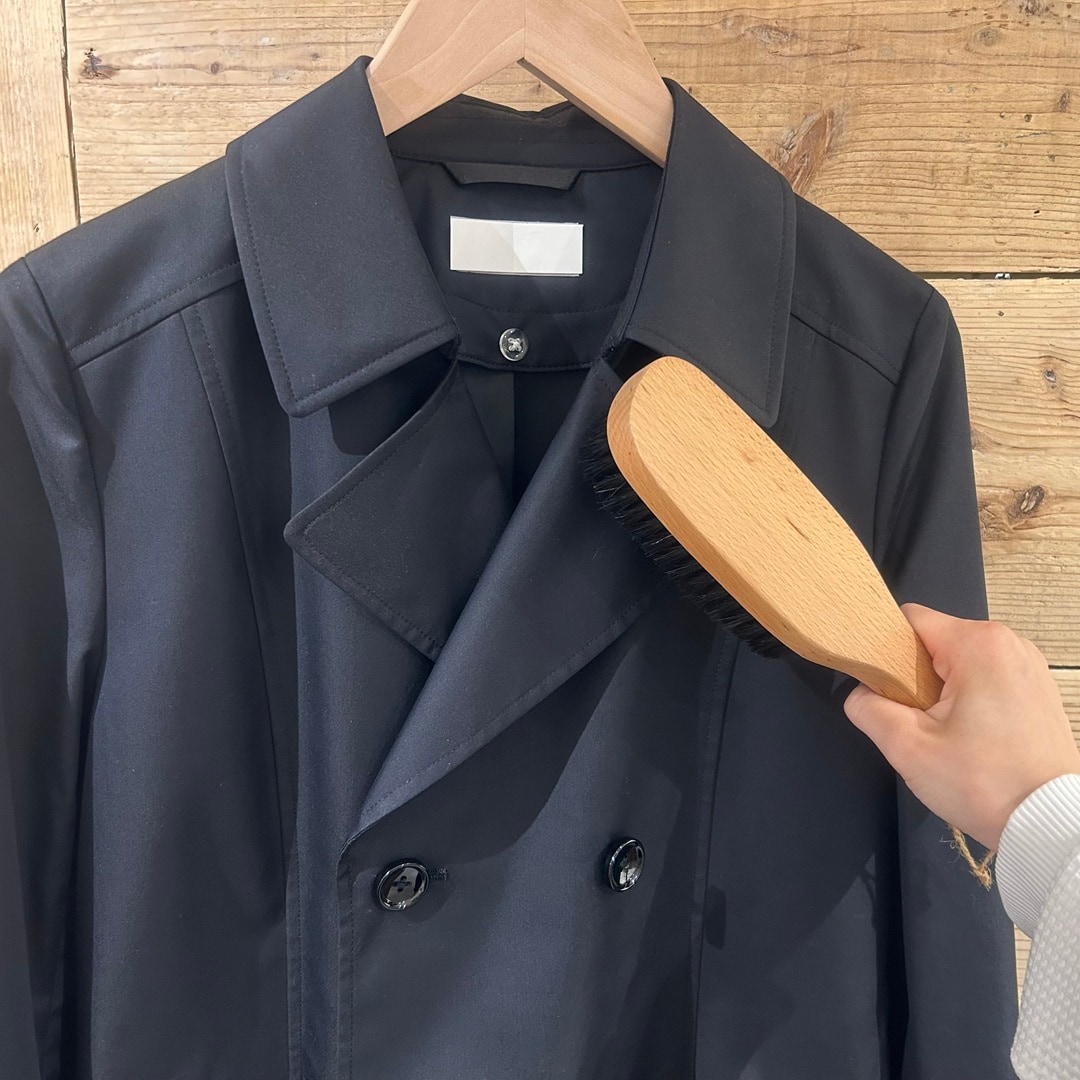 046863_20260407_01_02_洋服ブラシ