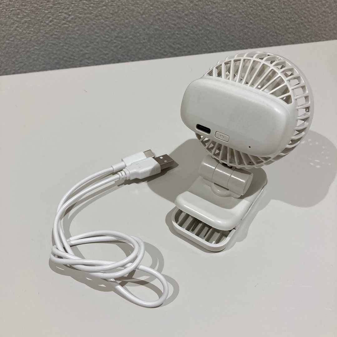 後ろ