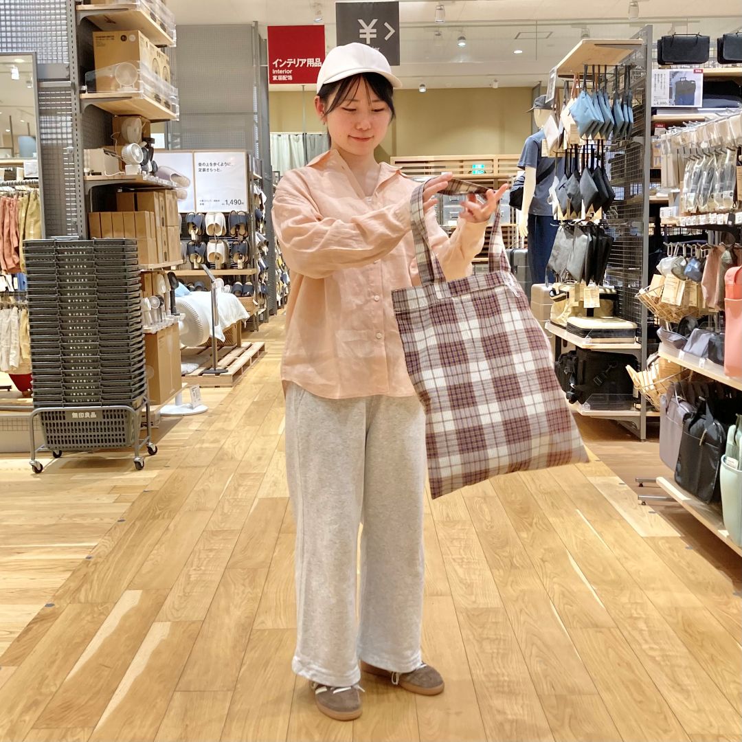 婦人スタッフスナップ
