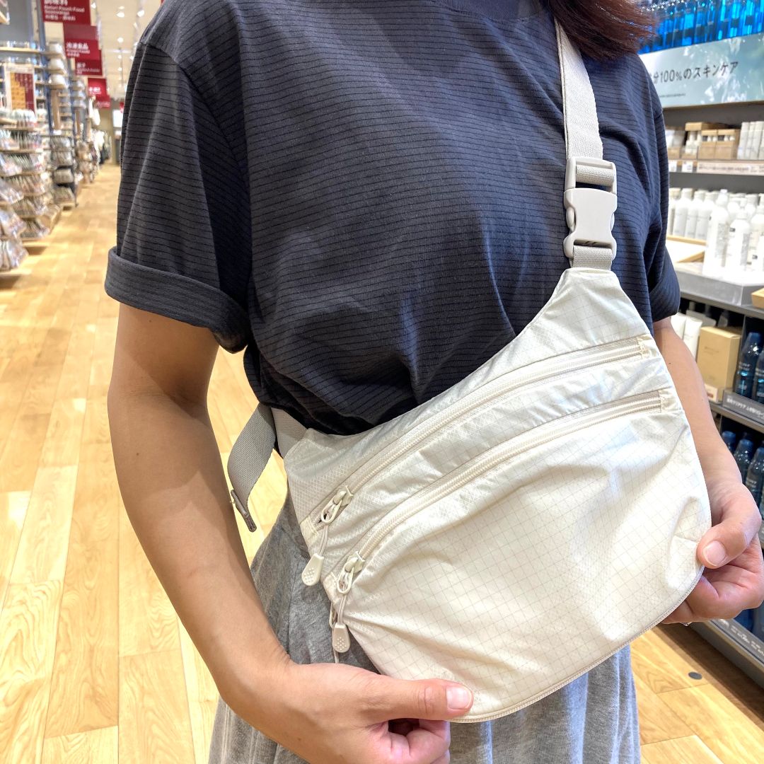 【イオンタウン松阪船江】レジャーに日常に　軽くて収納力のあるバッグ　_0YzmPJ