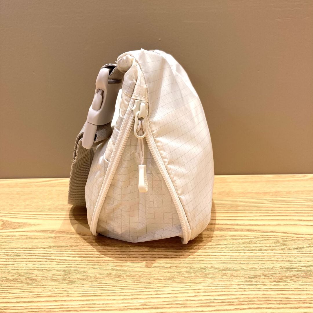 【イオンタウン松阪船江】レジャーに日常に　軽くて収納力のあるバッグ　_jW9NpI
