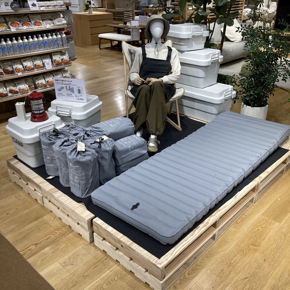 【ヨロッカ春日井】お持ち帰り用の家具・家電、多数ご用意しています。_SN2WCb
