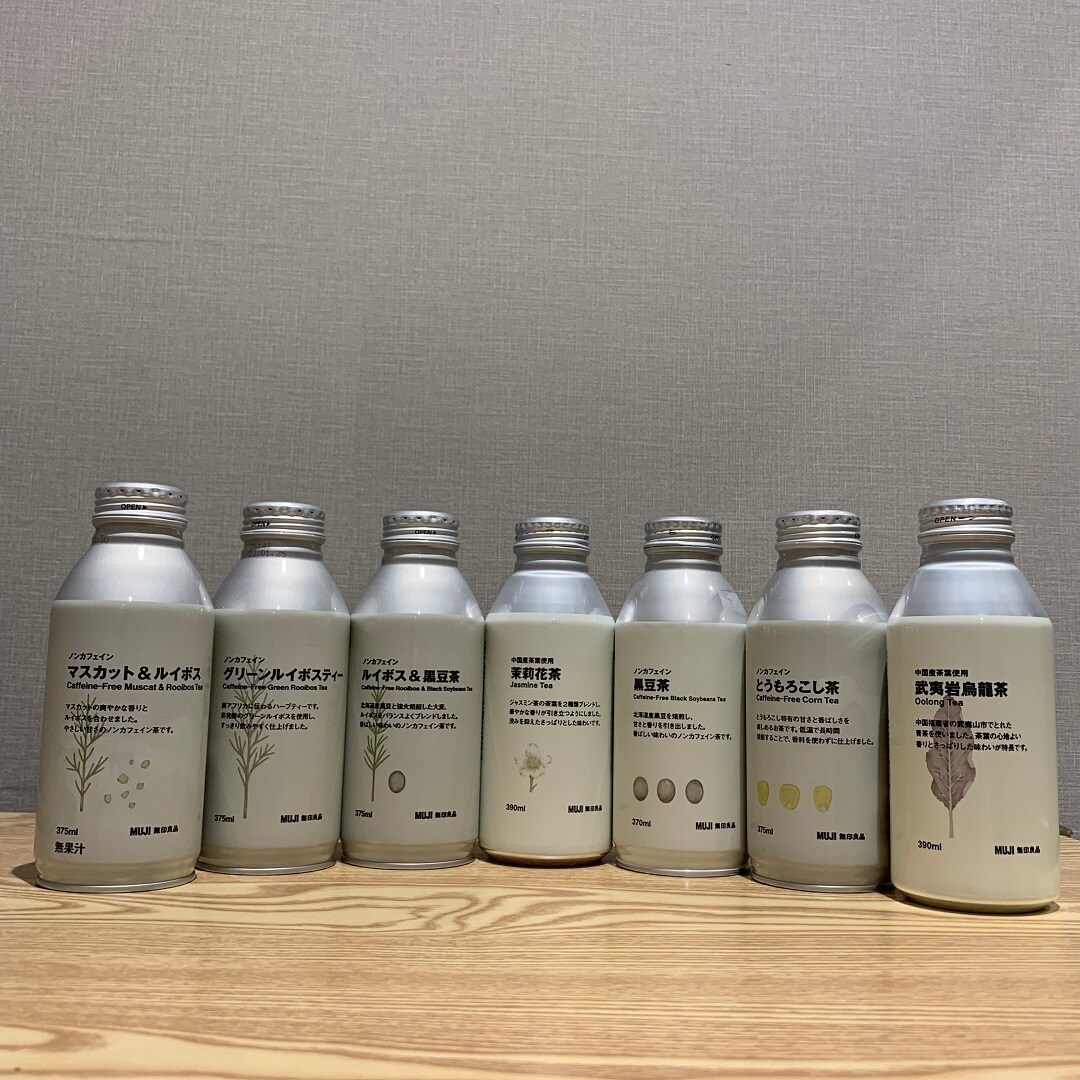 モデル着用&注目アイテム 無印良品 中国産茶葉使用 武夷岩烏龍茶 390ml 12本 良品計画 モデル着用&注目アイテム 無印良品 中国産茶葉使用 武夷岩烏龍茶 390ml 12本 良品計画