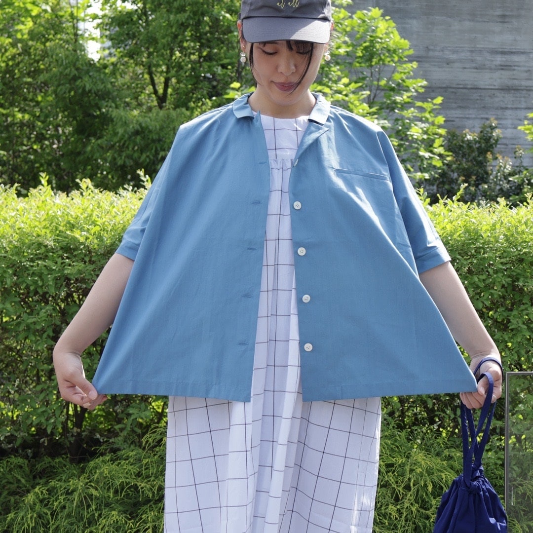 H& スタッフ着用画像