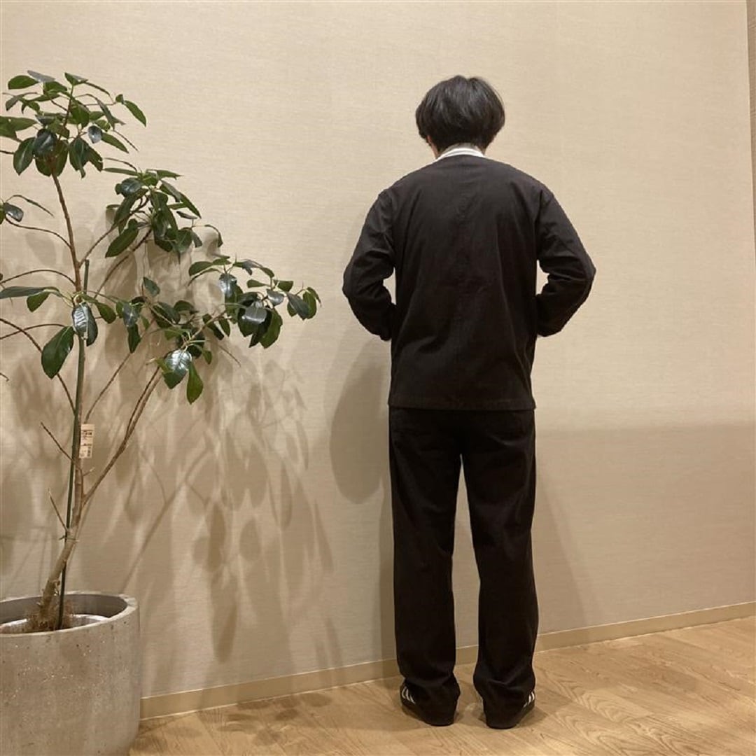 背面全身