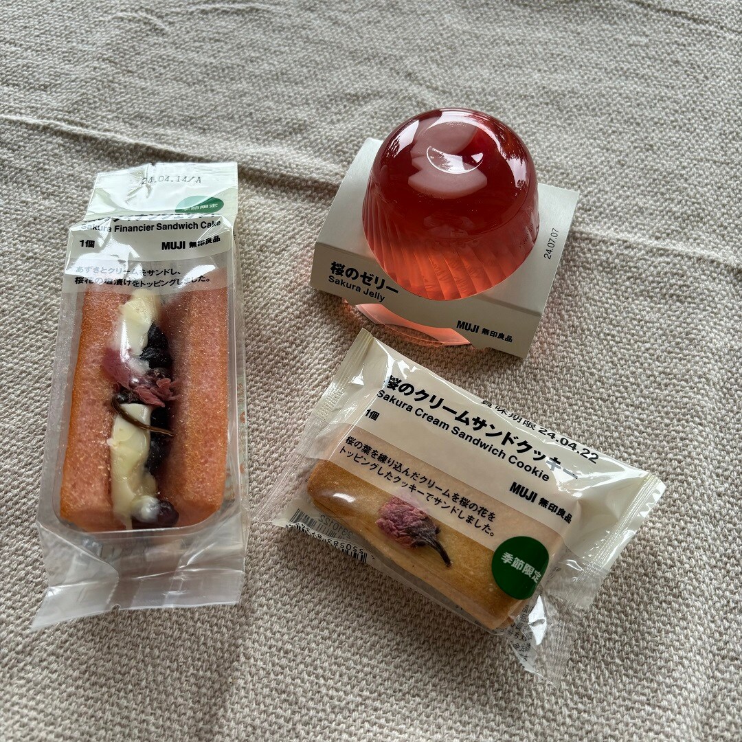 桜のお菓子数種類