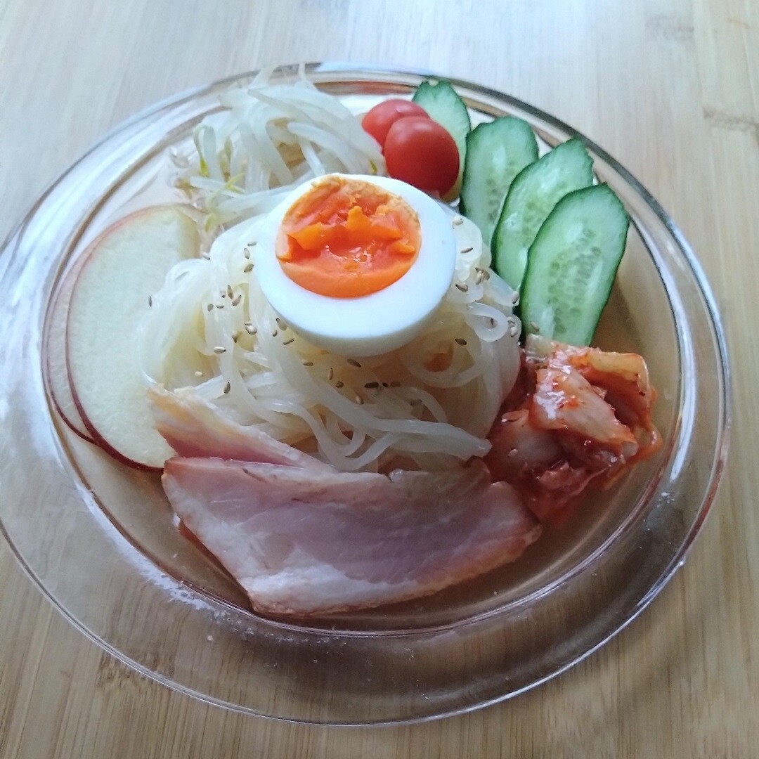 冷麺の写真