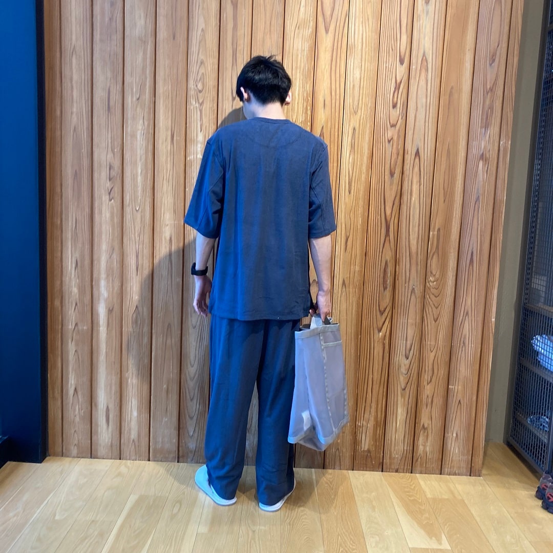 紳士パジャマ　後ろ