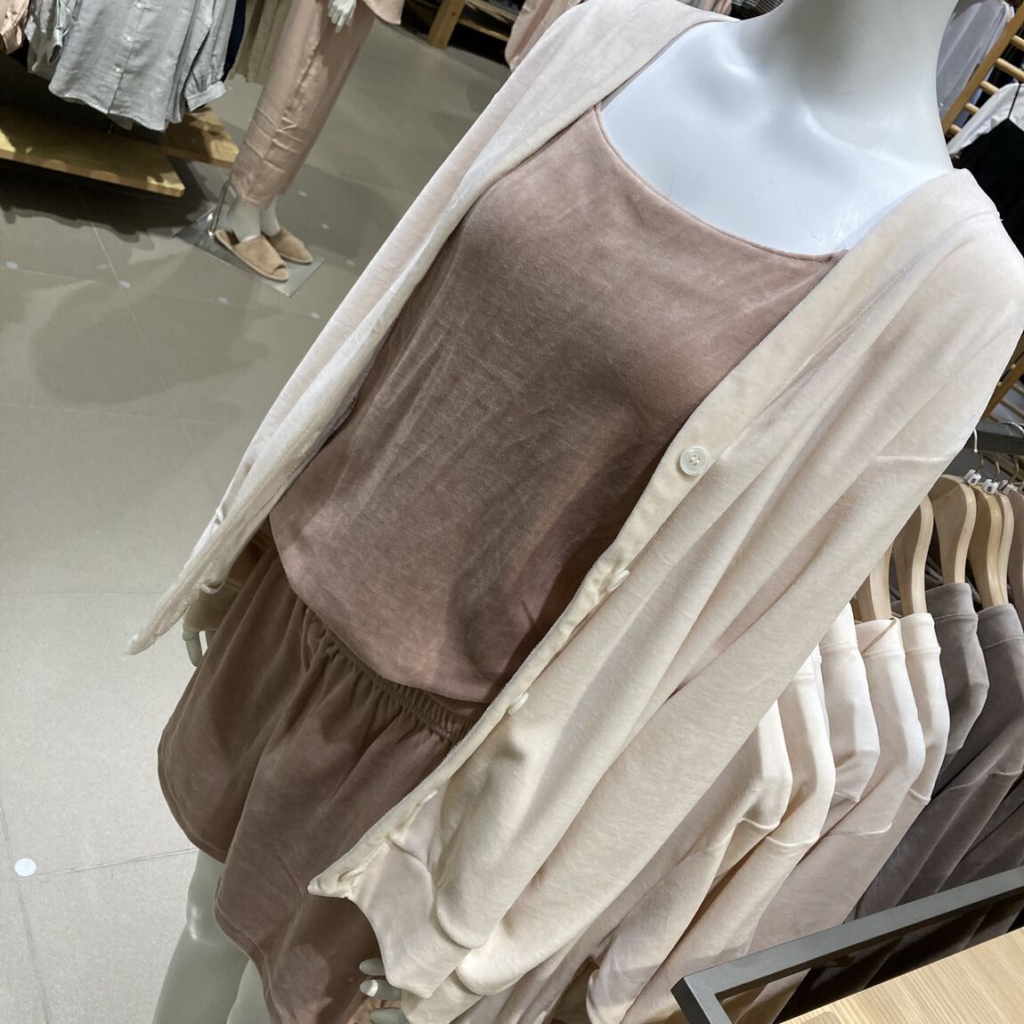 ららぽーと名古屋みなとアクルス