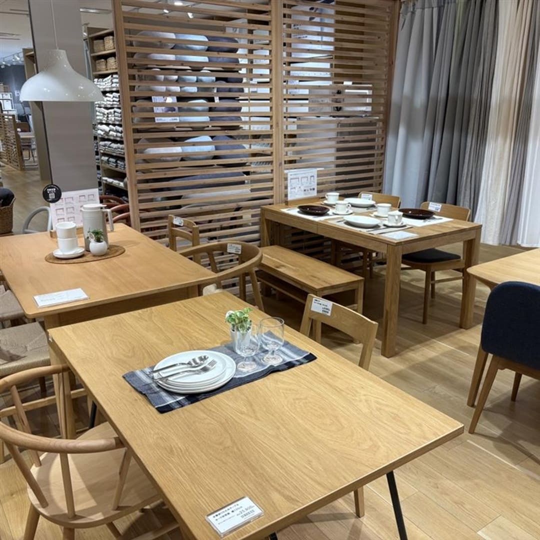 ダイニング展示の画像