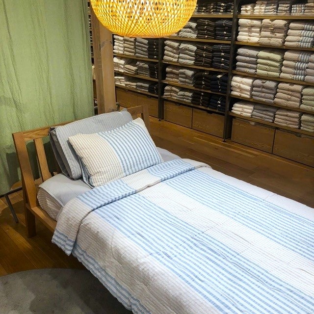 サッカーベッド