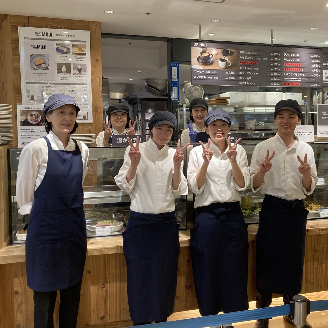 スタッフの写真