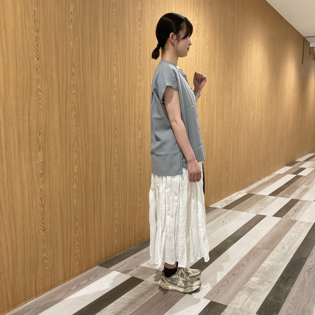 フレンチスリーブブラウス
