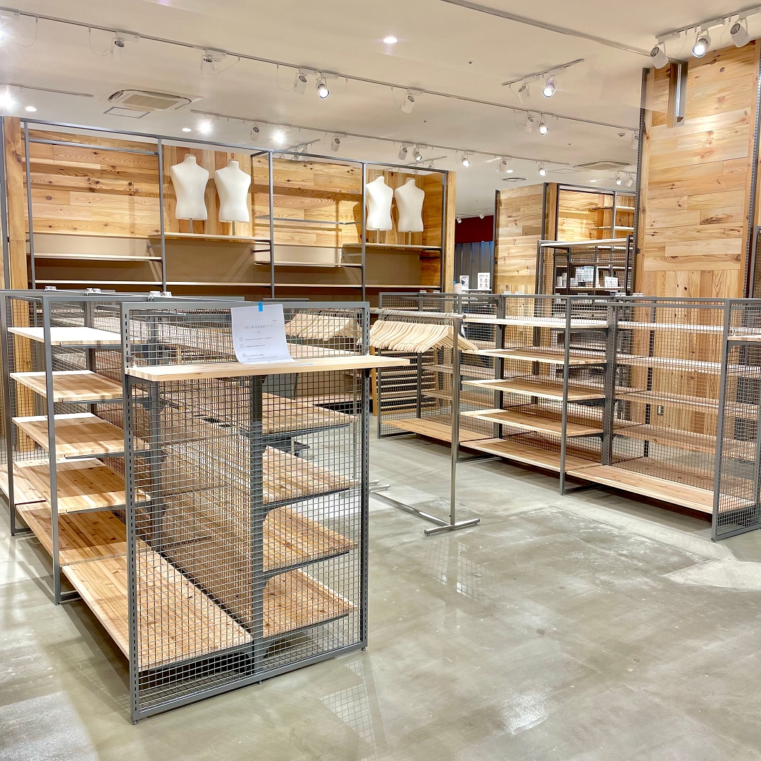 【ららぽーと堺】商品陳列前の様子