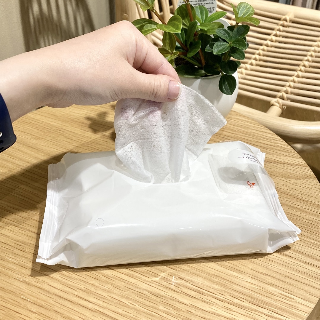 【マルエイガレリア】シンプルなパッケージが好き無印良品の『ウェットティシュー』