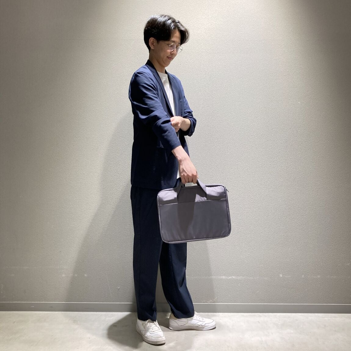 横