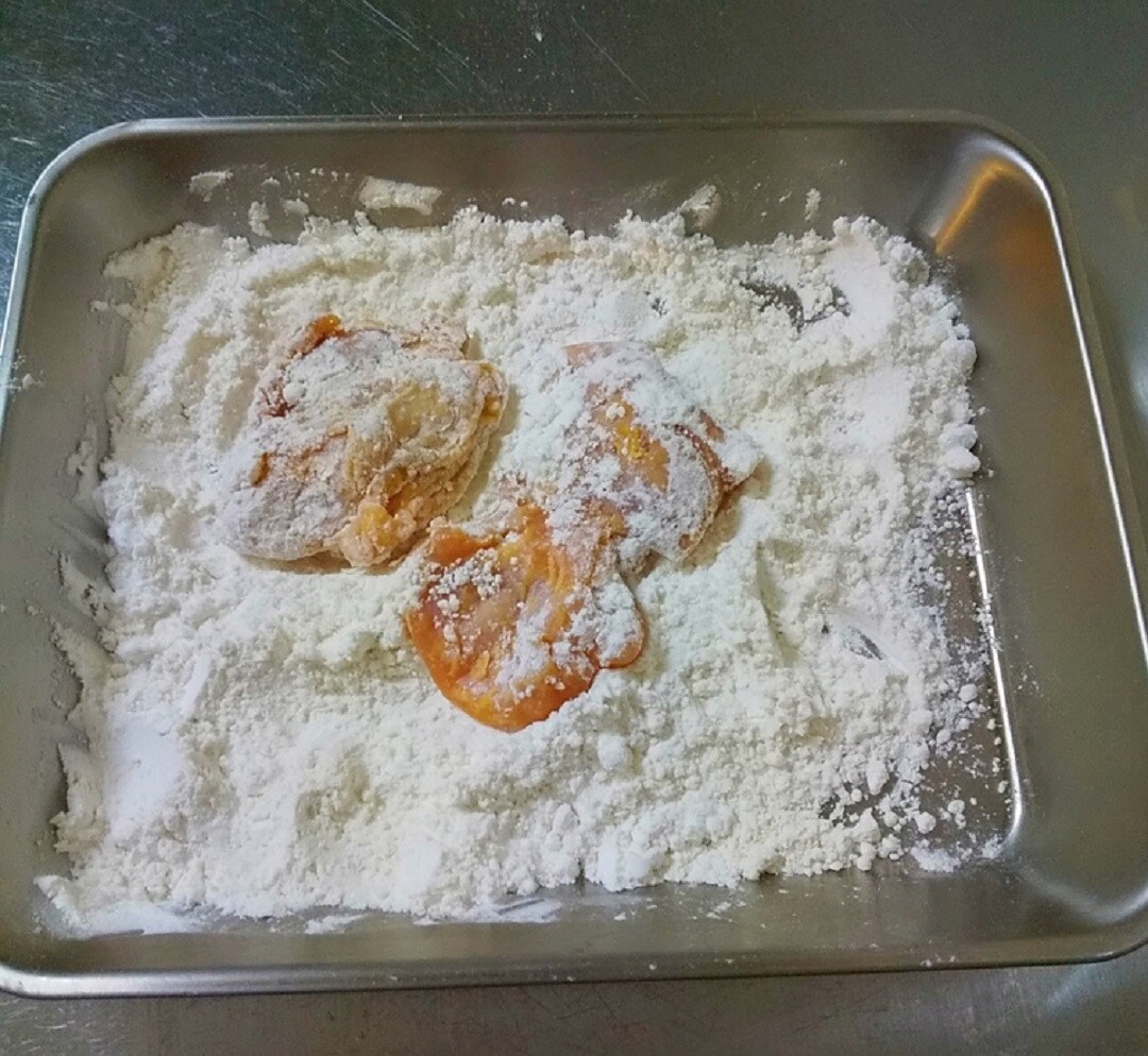 ②
