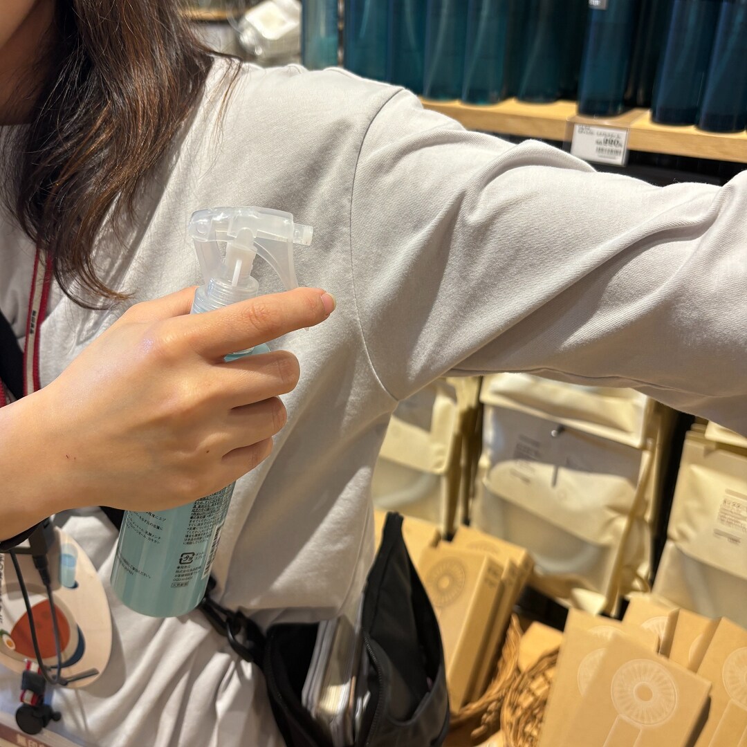 ミストふきかけ
