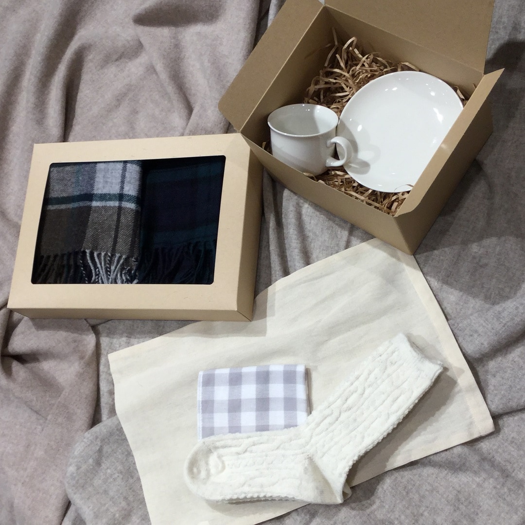 【フェアモール福井】ギフト包装、承っております。