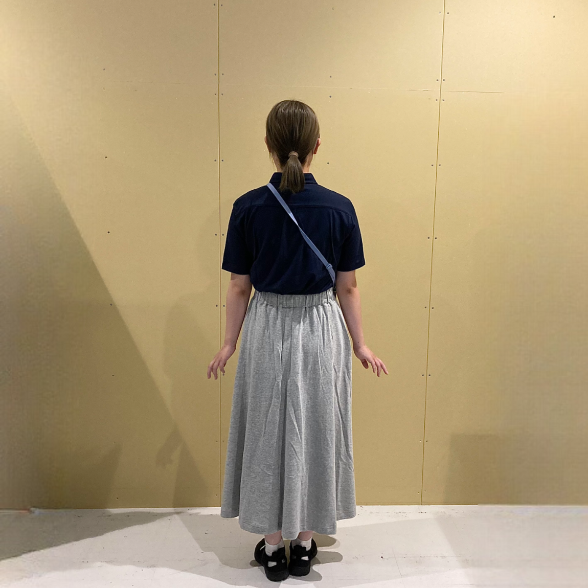 後ろ　2