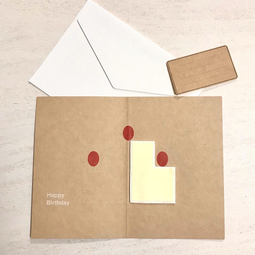 https://contents.muji.com/jp/sites/jp/files/%E3%82%AB%E3%83%BC%E3%83%89%E3%80%802.jpg