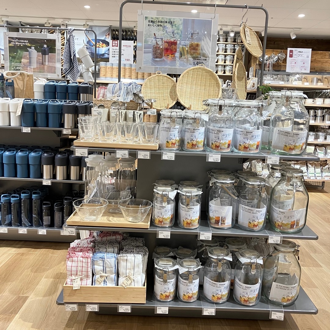 梅酒ビン売場