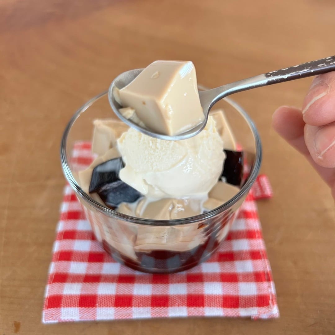 【アル・プラザ八日市】コーヒーのコクを楽しむ、ミルクプリン