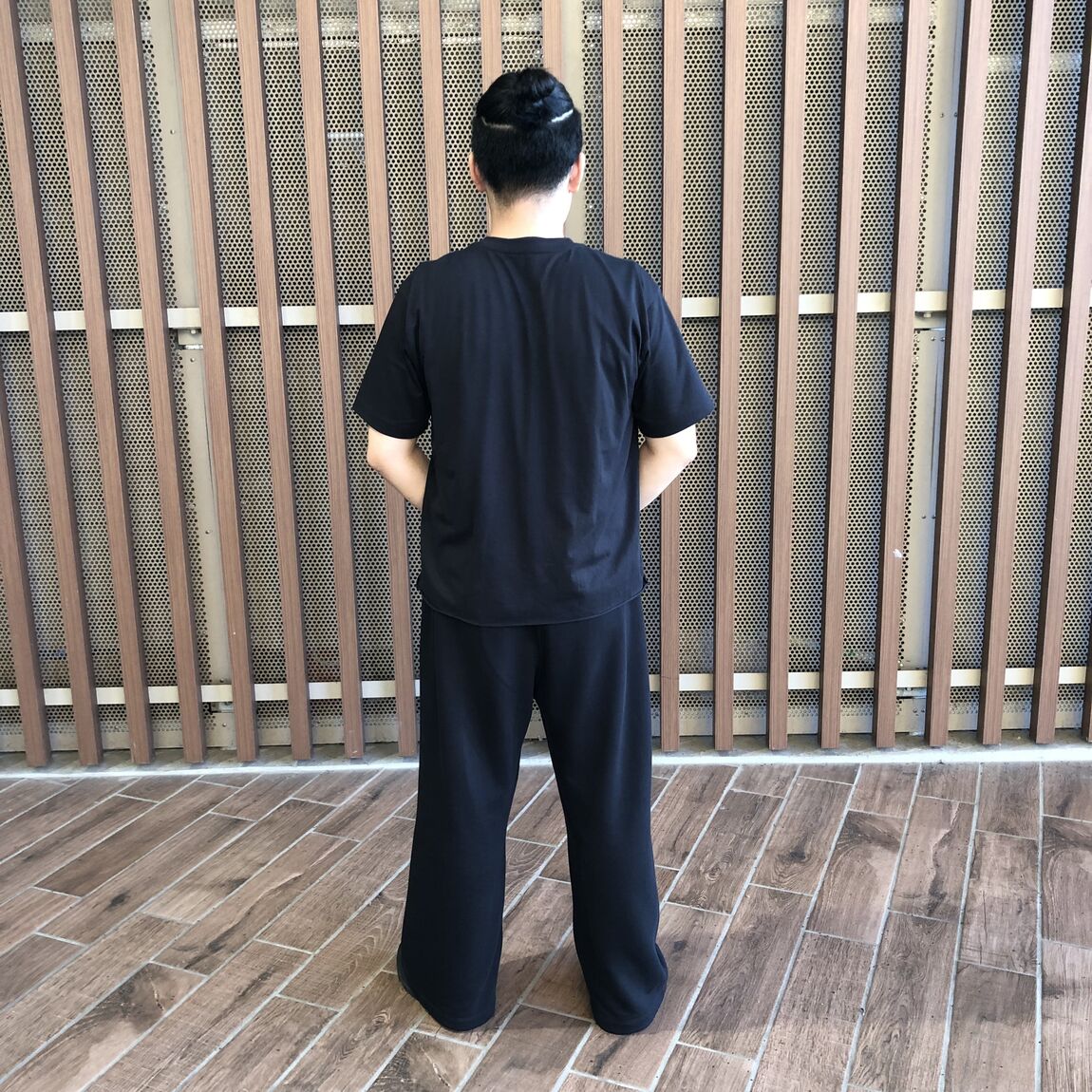 男性スタッフ3